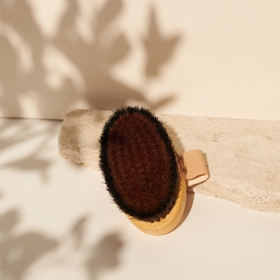 Profi-Energie Körperbürste Ovalform "Die Energievolle" aus Buchenholz