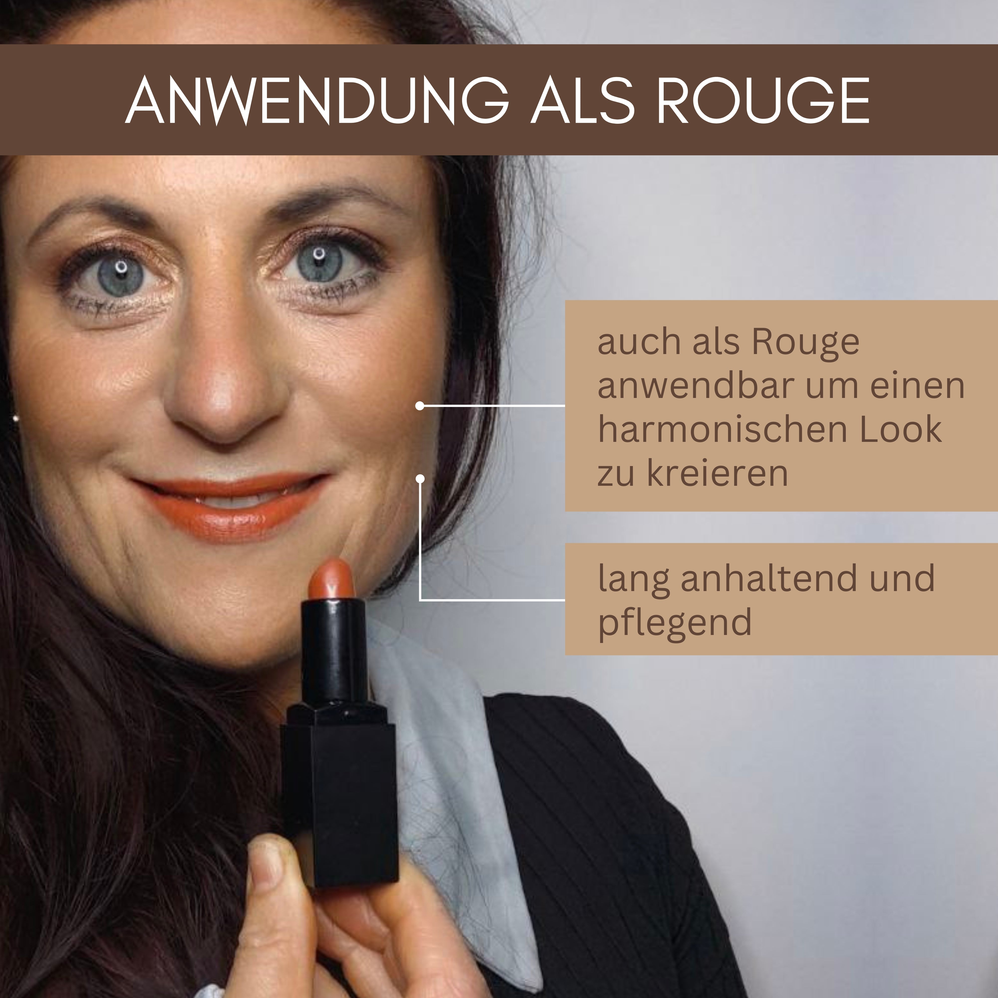 Eine Frau trägt Thats me Organic® tierversuchsfreie Lippenstifte auf ihre Wangen auf und zeigt, dass sie auch als Rouge für ein lang anhaltendes, harmonisches Aussehen dienen.