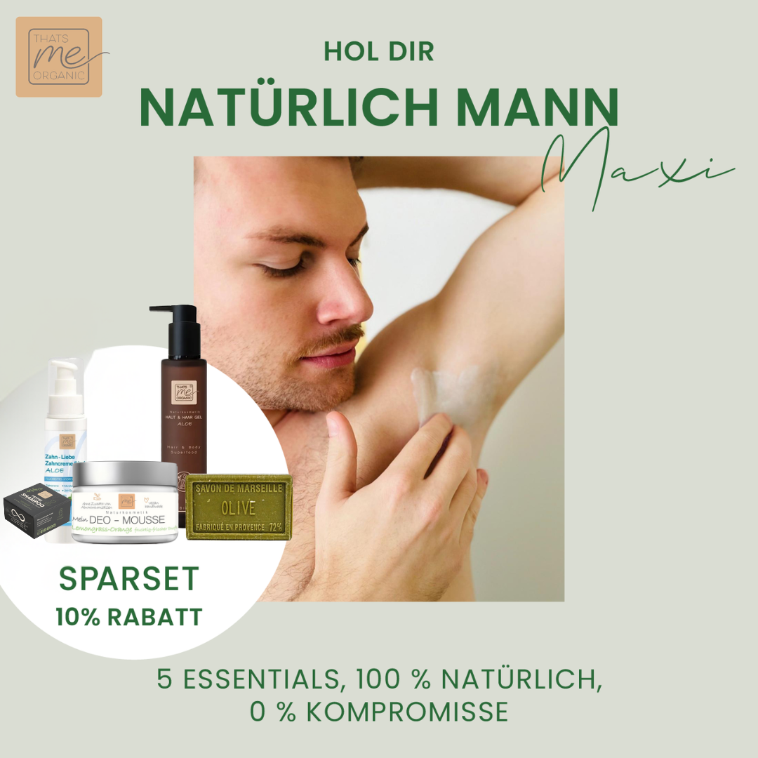 Mann trägt Deo-Mousse von Thats me Organic®, umgeben von natürlicher Männerpflege - entdecke jetzt unser Geschenk Set für deine tägliche Frische!.