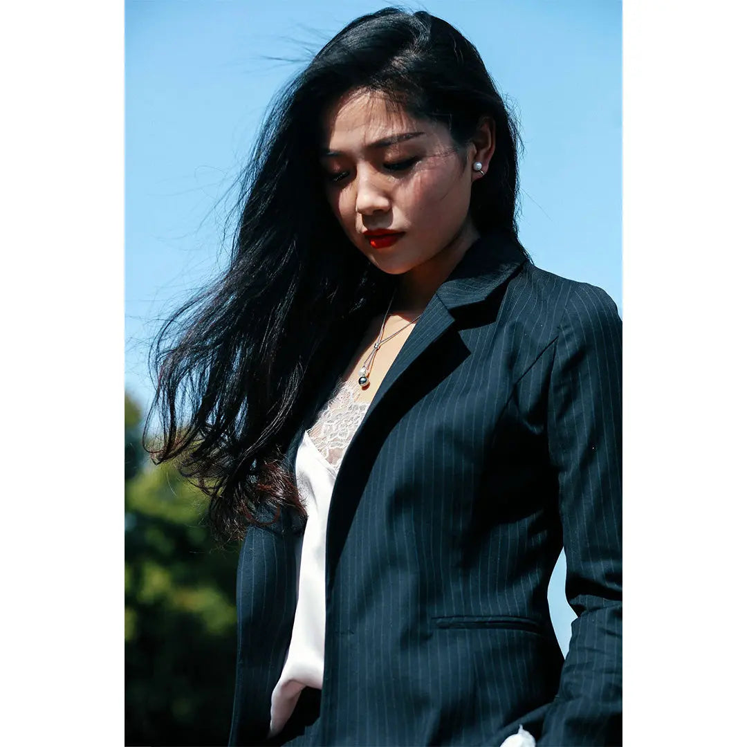 Tinta vegetale professionale per capelli in edizione limitata cool dark black "cool deep black" 300g 