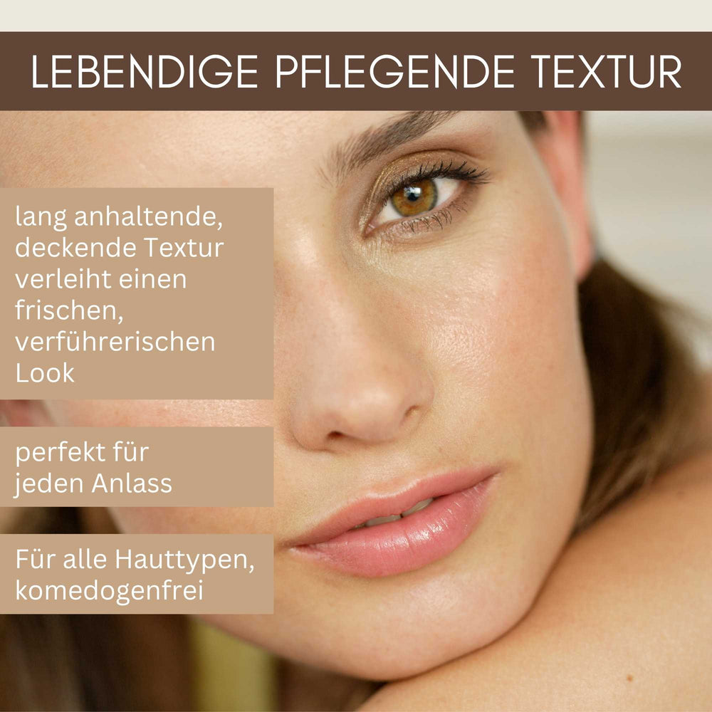 Bio Lipgloss Shiny Peach aufgetragen für einen frischen, natürlichen und langanhaltenden Glanz-Look