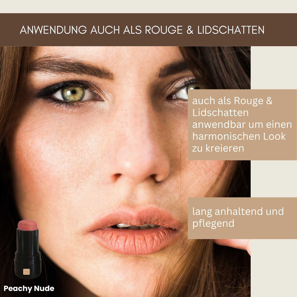 Anwendung des 3-in-1 Lippenstifts Peachy Nude als Lippenstift, Rouge und Creme-Lidschatten für einen harmonischen Look
