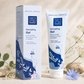 Thats me organic Styling Gel - "Die Uschi" auf einem Beigenenen Hintergrund mit Blumen & Steinen