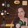 Model zeigt Make up Look mit Coral Nude Stick und grünem Lidschatten ohne Titandioxid