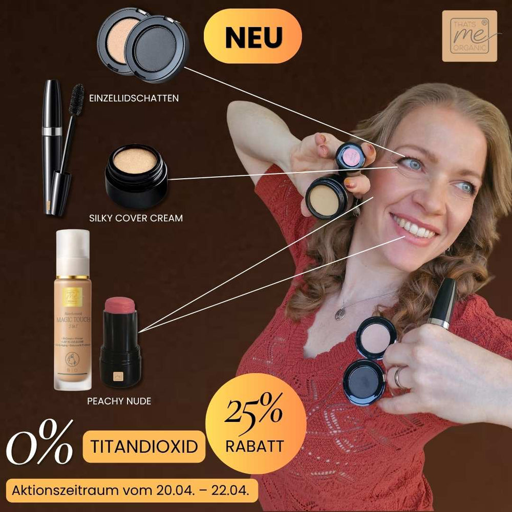 Model zeigt Make up Look mit Peachy Nude Stick, Foundation, Mascara, Einzellidschatten und Silky Cover Cream mit 25 Prozent Rabatt ohne Titandioxid